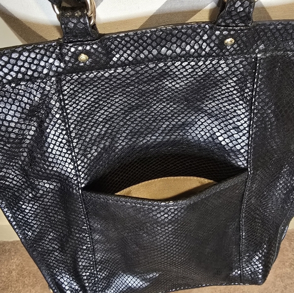 TUSK Small Gotham Snake Skin Leather Black Adj Strap Top Security Snap Backpack. - Picture 7 of 13